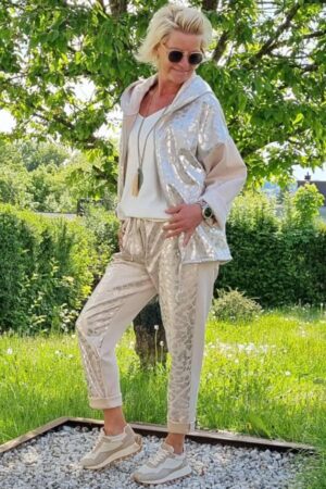 outfit_f-s-25_34_seniera.design_1_www.seniera.fashion