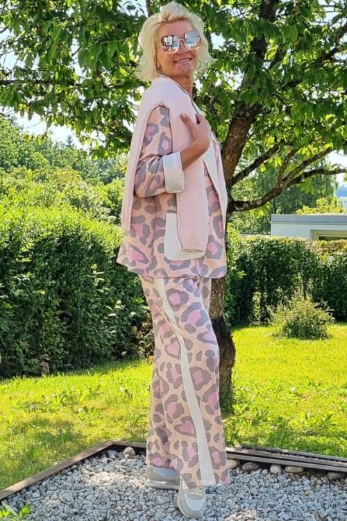 outfit_f-s-25_43_seniera.design_1_www.seniera.fashion