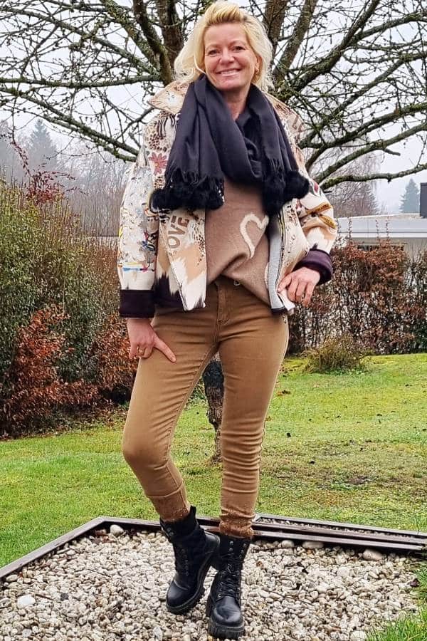 outfit_h-w-25_35_seniera.design_1_www.seniera.fashion outfit_winter-25_35_seniera-model-steffi_seniera.design_www.seniera.fashion